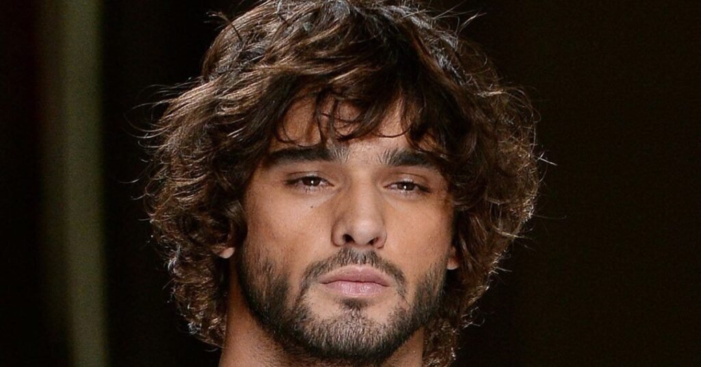 Men’s Shaggy Hairstyles