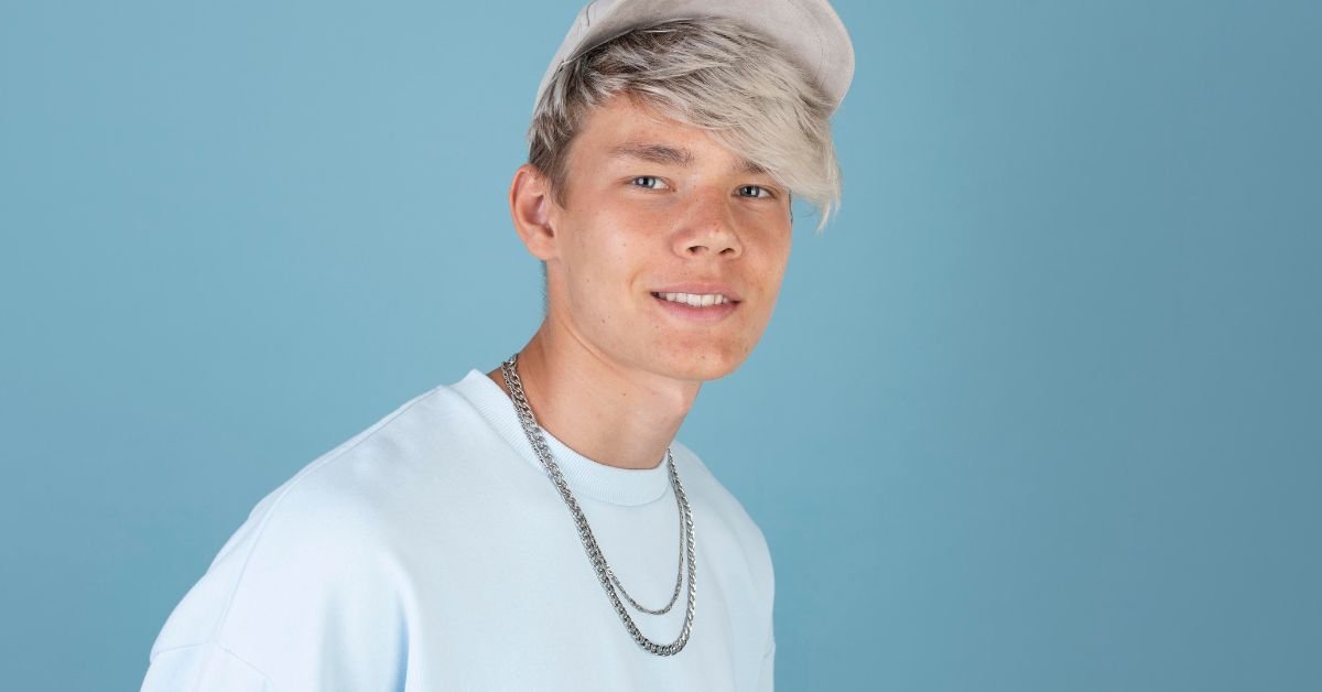 mullet short hair